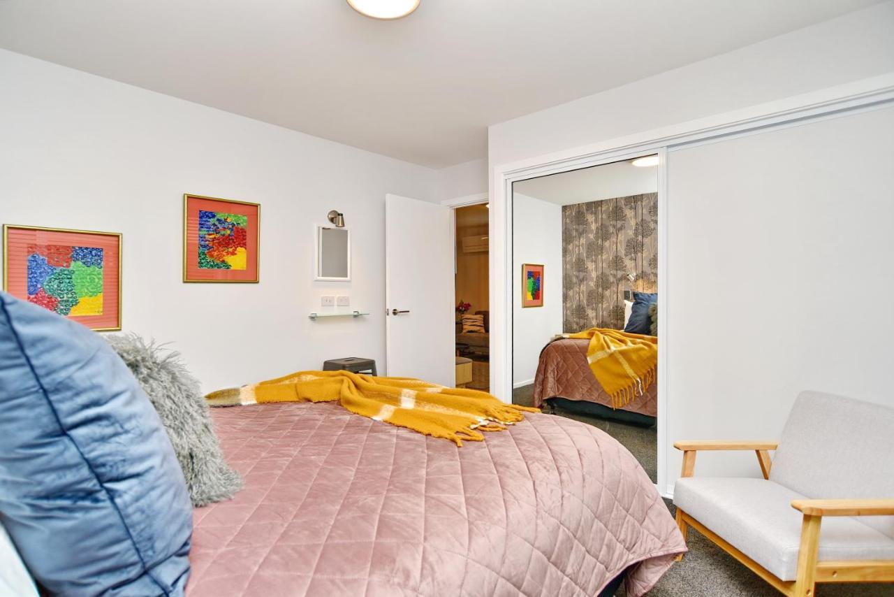 Brockworth Place - Christchurch Holiday Homes Экстерьер фото