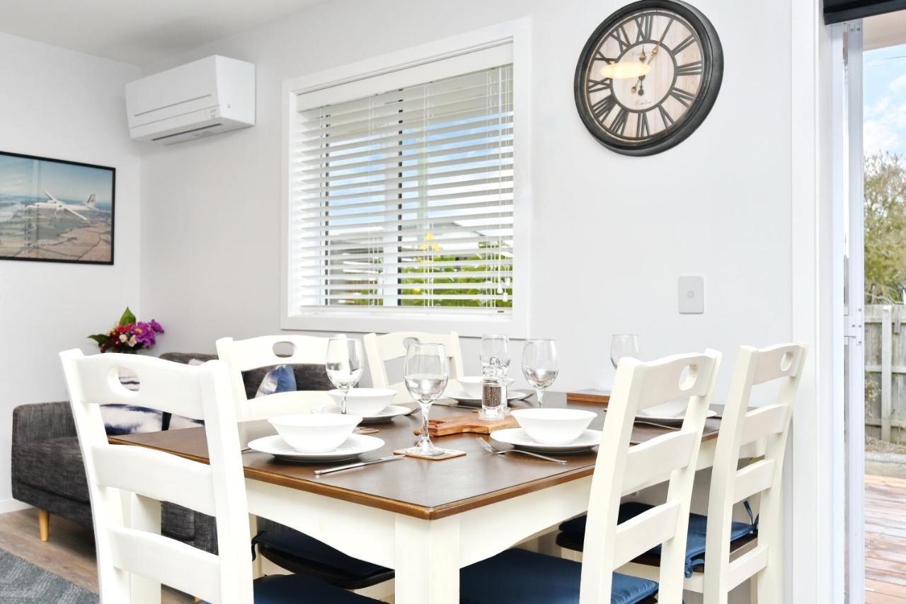 Brockworth Place - Christchurch Holiday Homes Экстерьер фото